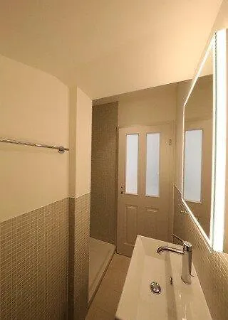 Apartment Center *